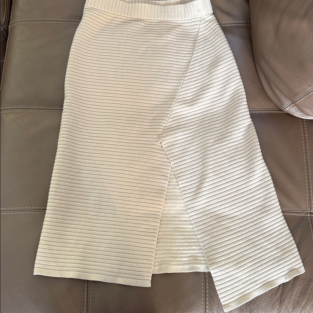 Naadam Beige Skirt S NWT